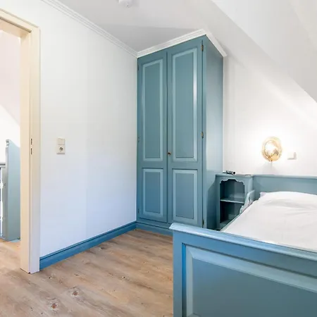 Semesterbostad Friesenhaus Kaeptn Hahn Hausteil 05 Westerland